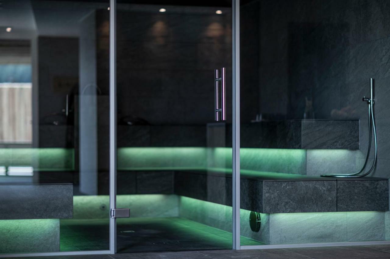 Hotel Rommisa ペルカ エクステリア 写真